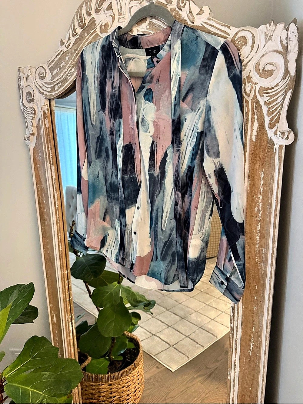 Abstract Print Tie Neck Shirt in Blue & Pink Like New - Picture 8 of 8